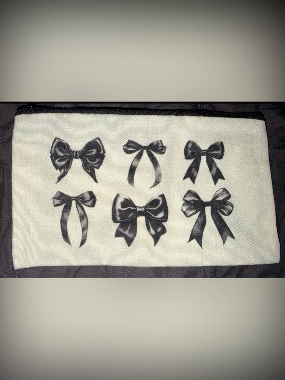 Cream Canvas Bow Print Zipper Pouch